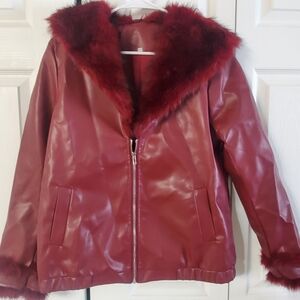 Fauz Leather Faux Fur Trim Jacket. Unbranded. Small Burgundy. Long Sleeve Croppe